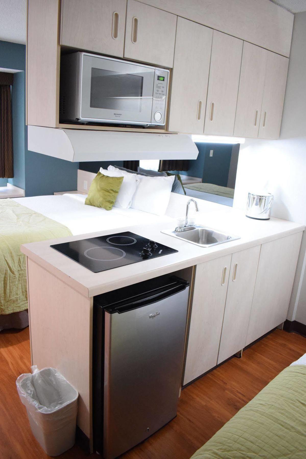 Hotel Quality & Near Outlets
