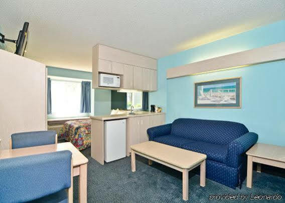 Quality & Near Outlets Hotel 2*